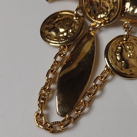 Gold Tone Fish And Dangling Chain Brooch - Picture 5 of 10